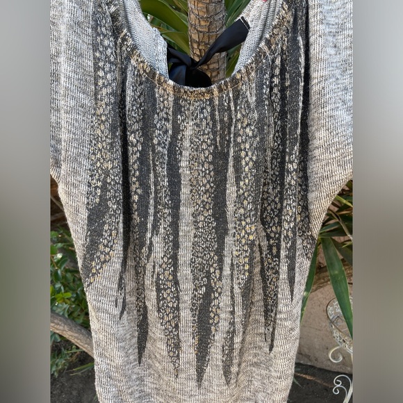 One of a Kind Black&White Leopard/Zebra print - Picture 8 of 10